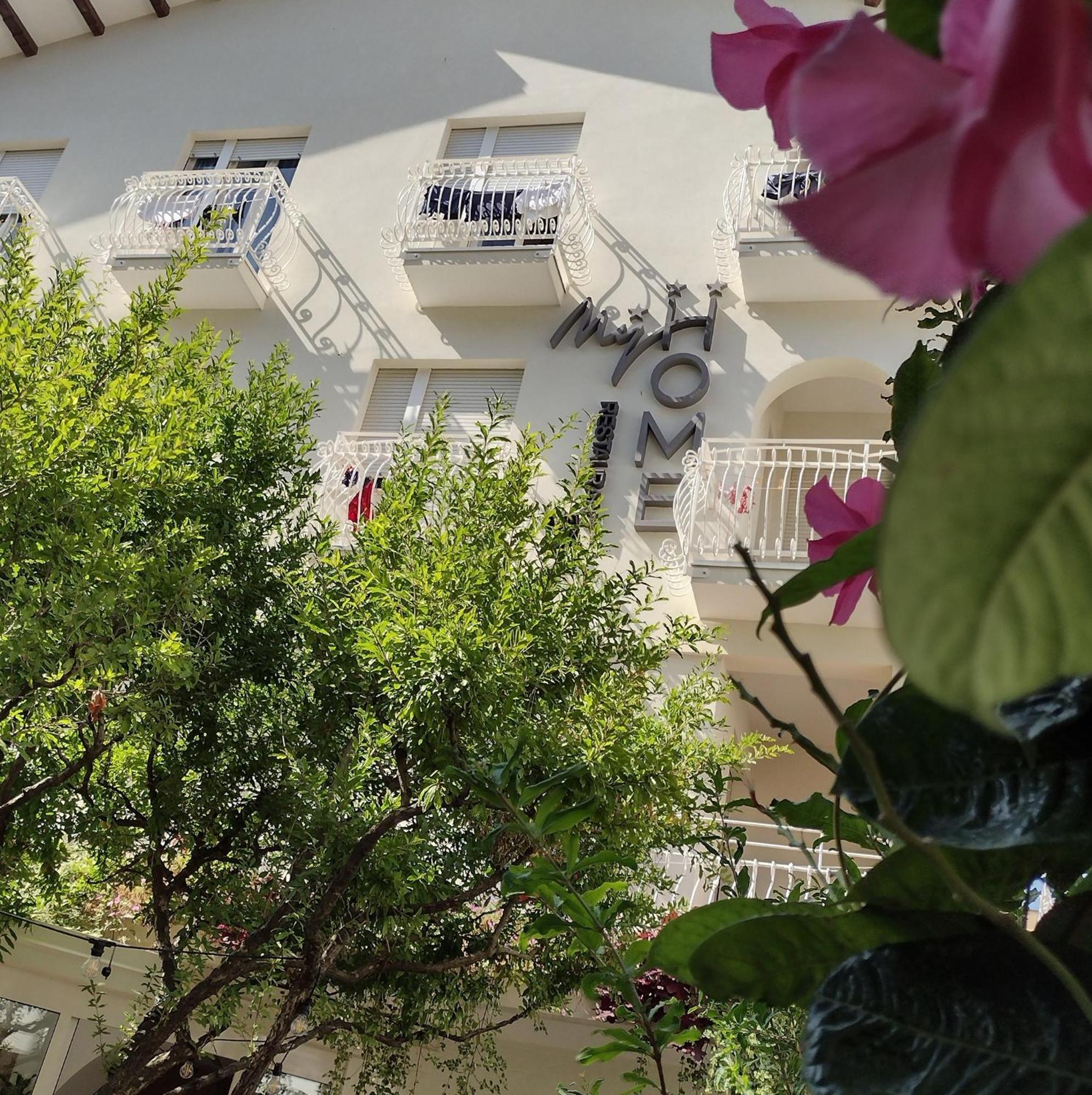 My Home Hotel Μπελάρια-Ιτζέα Μαρίνα Εξωτερικό φωτογραφία
